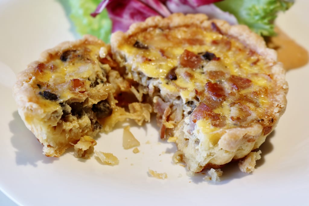 台南｜One One One caf’e 安平早午餐．鹹派