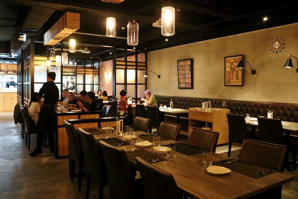 台北|ulove羽樂歐陸創意料理 小巨蛋餐廳包場.餐酒館推薦 - 第4張圖 台北|ulove羽樂歐陸創意料理 小巨蛋餐廳包場.餐酒館推薦