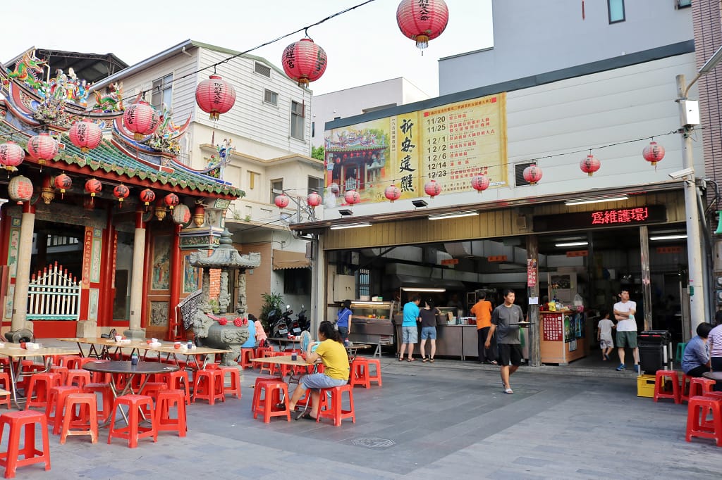 台南|松仔腳燒烤海產 雙全紅茶巷內,總趕宮前榕樹下熱炒 - 第2張圖 台南|松仔腳燒烤海產 雙全紅茶巷內,總趕宮前榕樹下熱炒