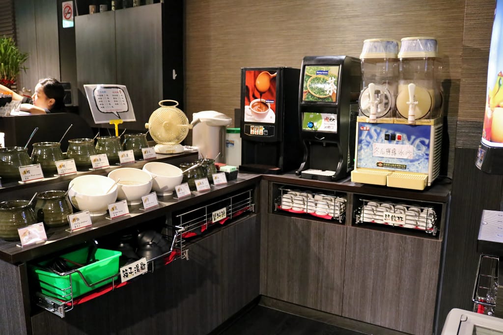 台北｜肉老大 頂級肉品涮涮鍋(忠孝復興店) 個人麻辣火鍋．牛奶鍋推薦！