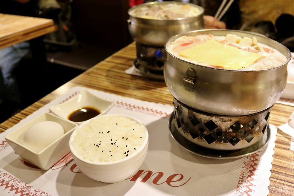 桃園｜林口 家芬豆花 豆花店必吃牛奶起司火鍋？！