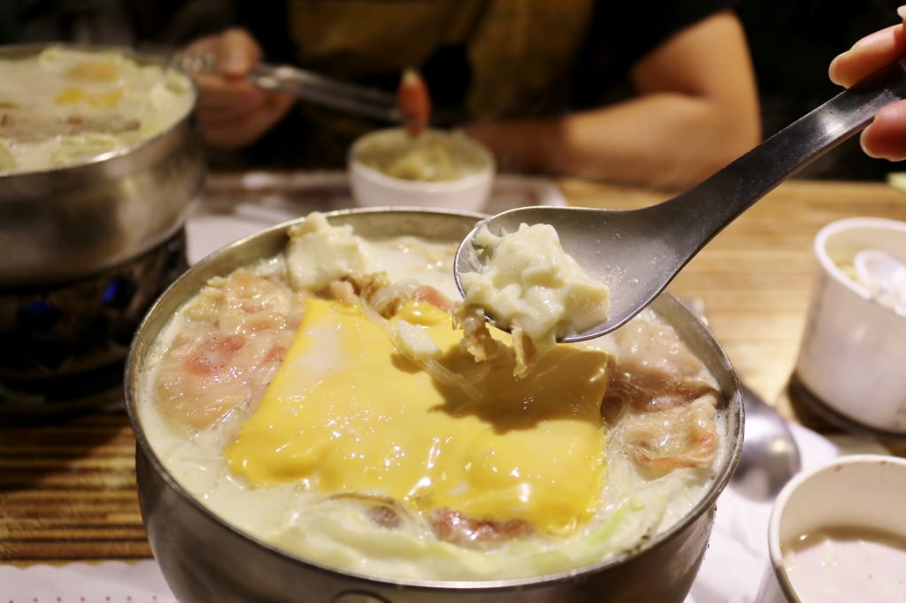 桃園｜林口 家芬豆花 豆花店必吃牛奶起司火鍋？！