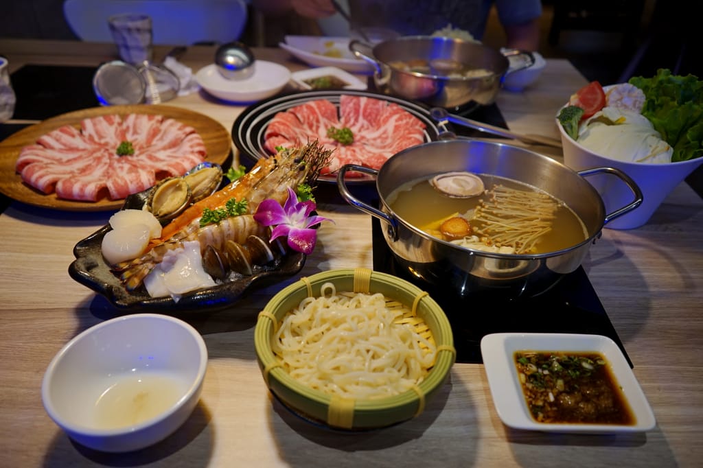 台北｜紫筵精緻火鍋 大安區國父紀念館站活體海鮮火鍋推薦！