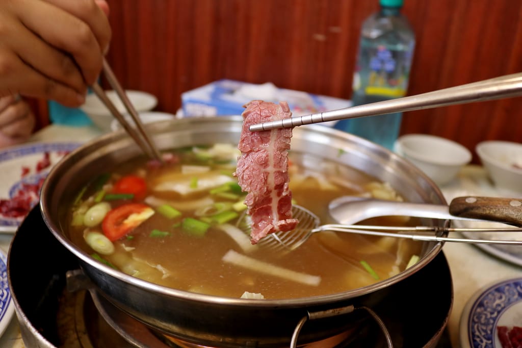 台南｜阿裕牛肉涮涮鍋/牛肉湯 非吃不可台南溫體牛火鍋推薦！