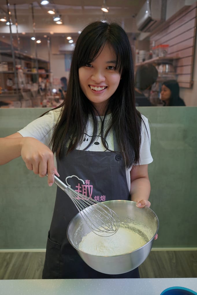 台北｜有趣烘焙(市府店) DIY手作甜點．零失敗芒果千層蛋糕