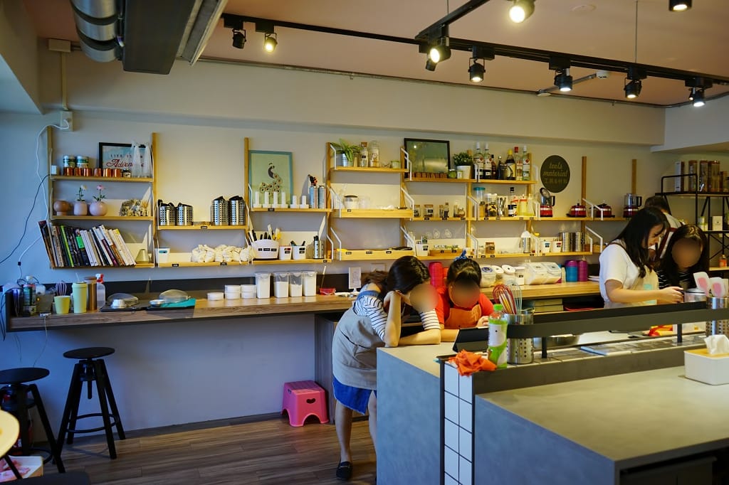 台北｜吃甜甜烘焙diy、甜點製作販售 捷運東門站烘焙DIY推薦！第一次做生乳酪蛋糕就上手