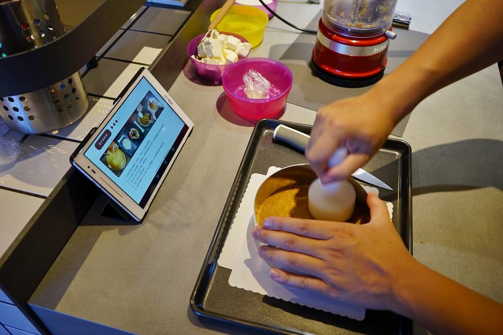 台北｜吃甜甜烘焙diy、甜點製作販售 捷運東門站烘焙DIY推薦！第一次做生乳酪蛋糕就上手
