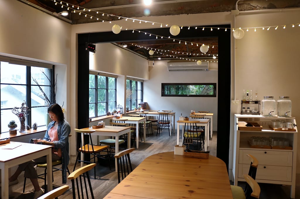 台南|小覓秘麵食所 到底是鬆餅還是湯麵?! 藍晒圖文創園區創意麵食推薦! - 第4張圖 台南|小覓秘麵食所 到底是鬆餅還是湯麵?! 藍晒圖文創園區創意麵食推薦!