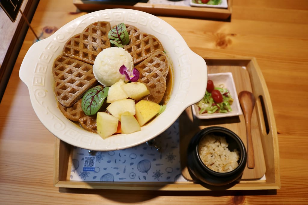台南|小覓秘麵食所 到底是鬆餅還是湯麵?! 藍晒圖文創園區創意麵食推薦! - 第7張圖 台南|小覓秘麵食所 到底是鬆餅還是湯麵?! 藍晒圖文創園區創意麵食推薦!