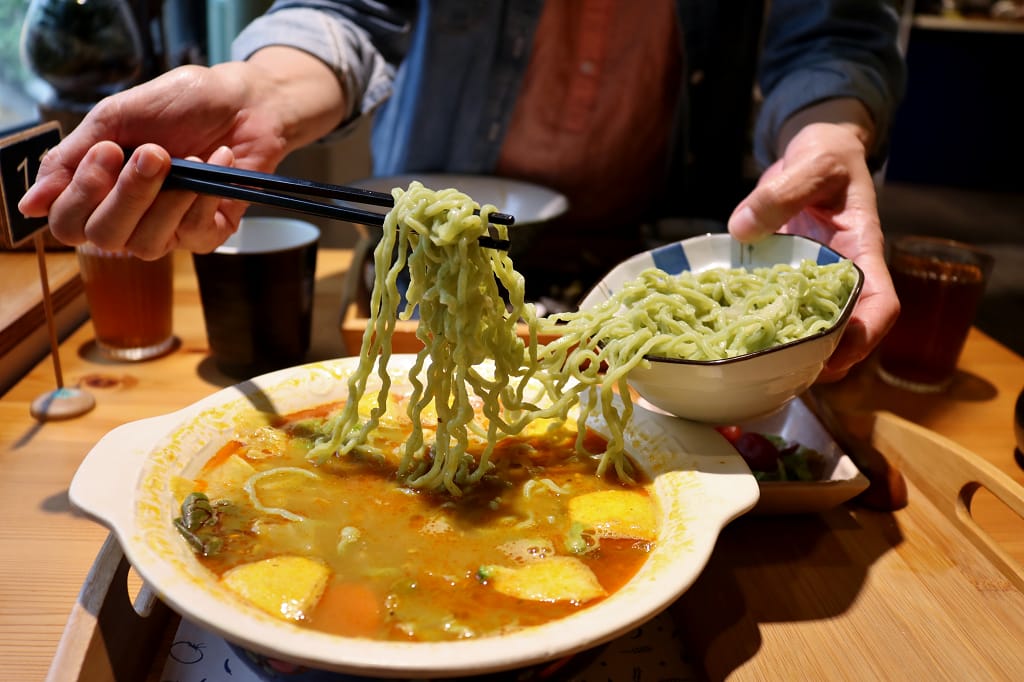 台南|小覓秘麵食所 到底是鬆餅還是湯麵?! 藍晒圖文創園區創意麵食推薦! - 第13張圖 台南|小覓秘麵食所 到底是鬆餅還是湯麵?! 藍晒圖文創園區創意麵食推薦!
