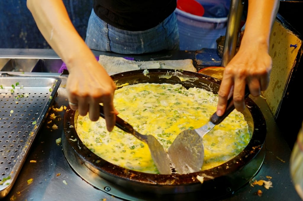 台北|劉記古早味蔥蛋餅、蜜地瓜 公館夜市美食.人氣排隊小吃 - 第4張圖 台北|劉記古早味蔥蛋餅、蜜地瓜 公館夜市美食.人氣排隊小吃