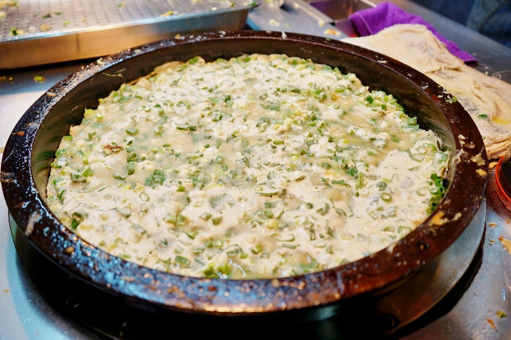 台北|劉記古早味蔥蛋餅、蜜地瓜 公館夜市美食.人氣排隊小吃 - 第3張圖 台北|劉記古早味蔥蛋餅、蜜地瓜 公館夜市美食.人氣排隊小吃