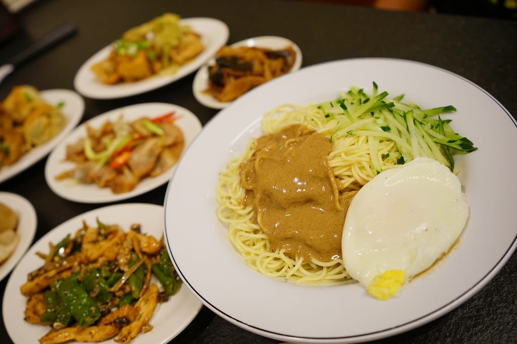 台北｜西門麵店 極脆涼麵 西門町檸檬涼麵推薦！