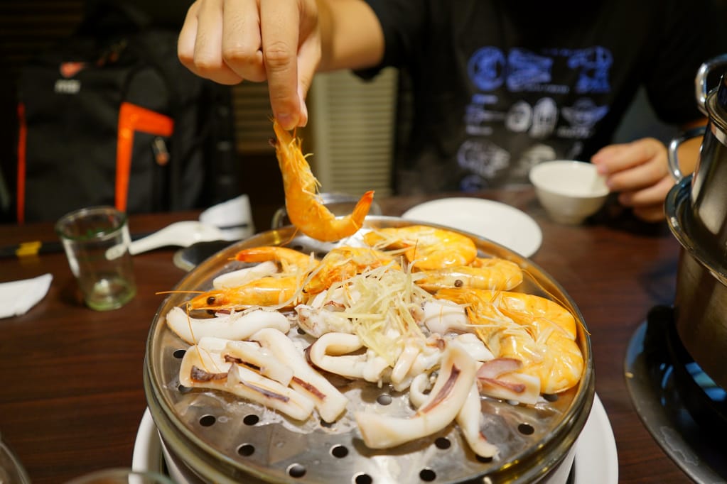 台北|蒸翻天海鮮蒸氣火鍋 林口海鮮餐廳 痛風鍋,請小心服用! - 第12張圖 台北|蒸翻天海鮮蒸氣火鍋 林口海鮮餐廳 痛風鍋,請小心服用!