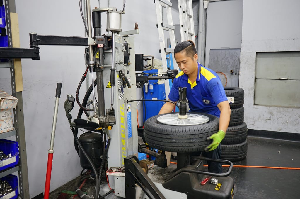 台北|金弘笙汽車輪胎百貨 內湖輪胎更換.保養廠推薦! - 第9張圖 台北|金弘笙汽車輪胎百貨 內湖輪胎更換.保養廠推薦!