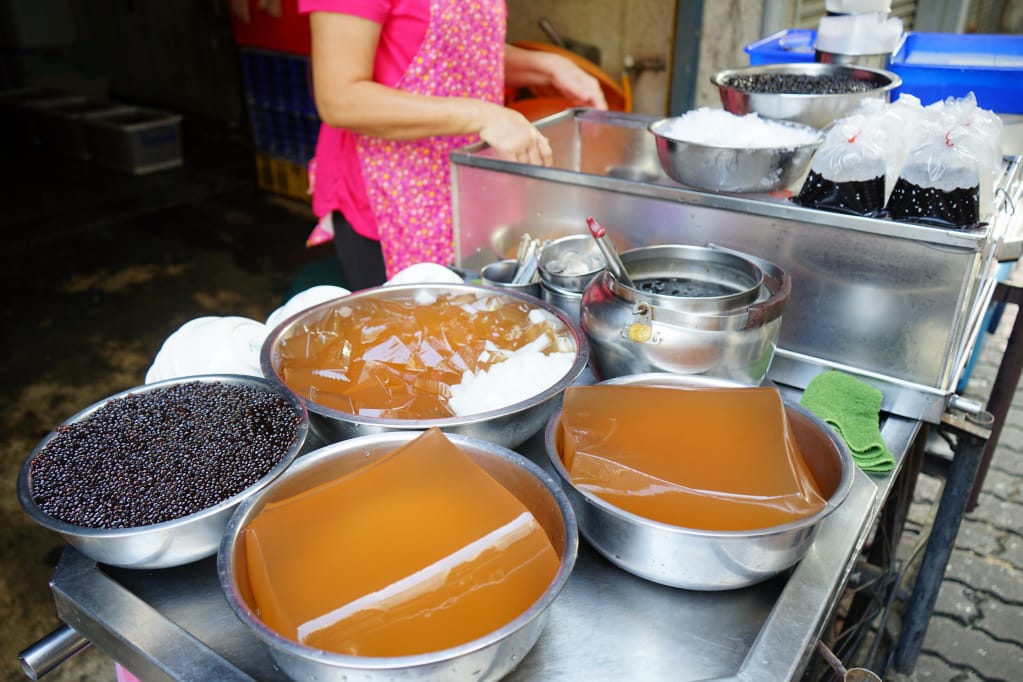 台南｜宮後街無名愛玉冰 早鳥限定立吞甜點．古早味粉圓愛玉冰