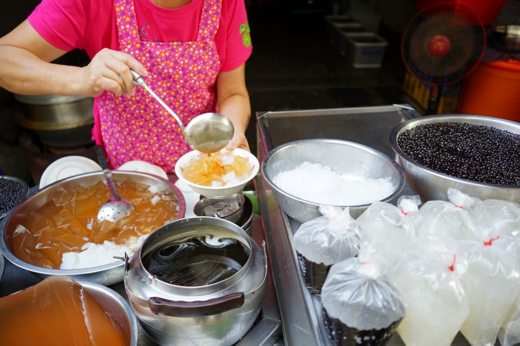 台南｜宮後街無名愛玉冰 早鳥限定立吞甜點．古早味粉圓愛玉冰