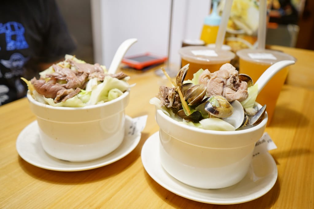 台北|雙月食品社(中和店) 聚寶盆養生雞湯.麻油雞湯.新北米其林推薦! - 第12張圖 台北|雙月食品社(中和店) 聚寶盆養生雞湯.麻油雞湯.新北米其林推薦!
