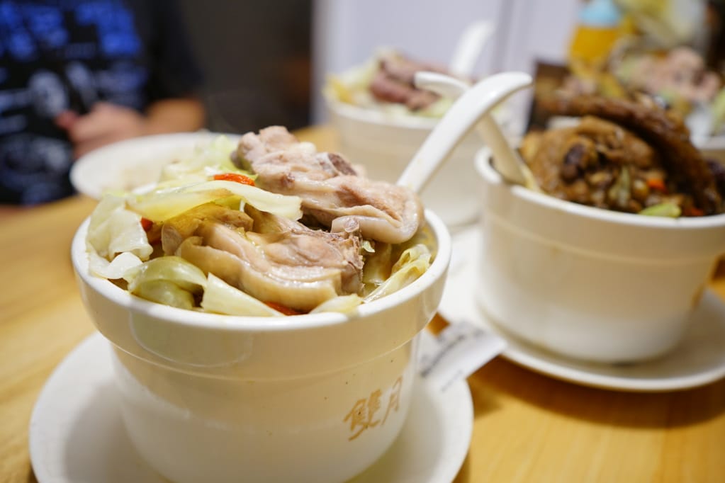 台北|雙月食品社(中和店) 聚寶盆養生雞湯.麻油雞湯.新北米其林推薦! - 第14張圖 台北|雙月食品社(中和店) 聚寶盆養生雞湯.麻油雞湯.新北米其林推薦!