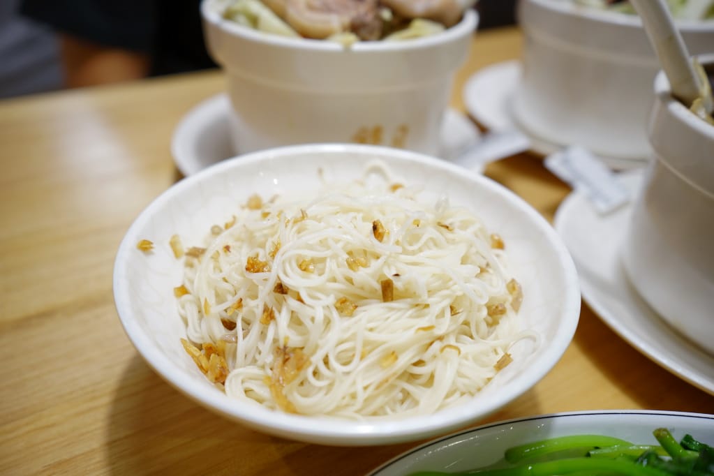 台北|雙月食品社(中和店) 聚寶盆養生雞湯.麻油雞湯.新北米其林推薦! - 第16張圖 台北|雙月食品社(中和店) 聚寶盆養生雞湯.麻油雞湯.新北米其林推薦!