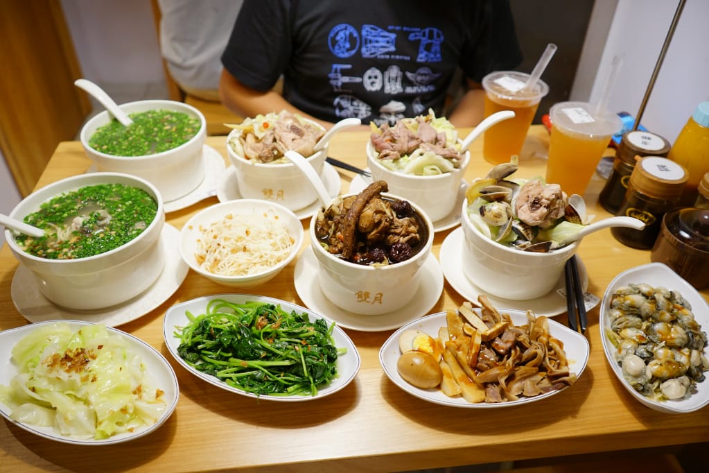 台北|雙月食品社(中和店) 聚寶盆養生雞湯.麻油雞湯.新北米其林推薦! - 第17張圖 台北|雙月食品社(中和店) 聚寶盆養生雞湯.麻油雞湯.新北米其林推薦!