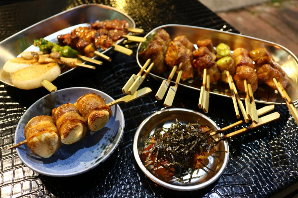 台南｜火熊串燒 宵夜美食．台南串燒推薦！