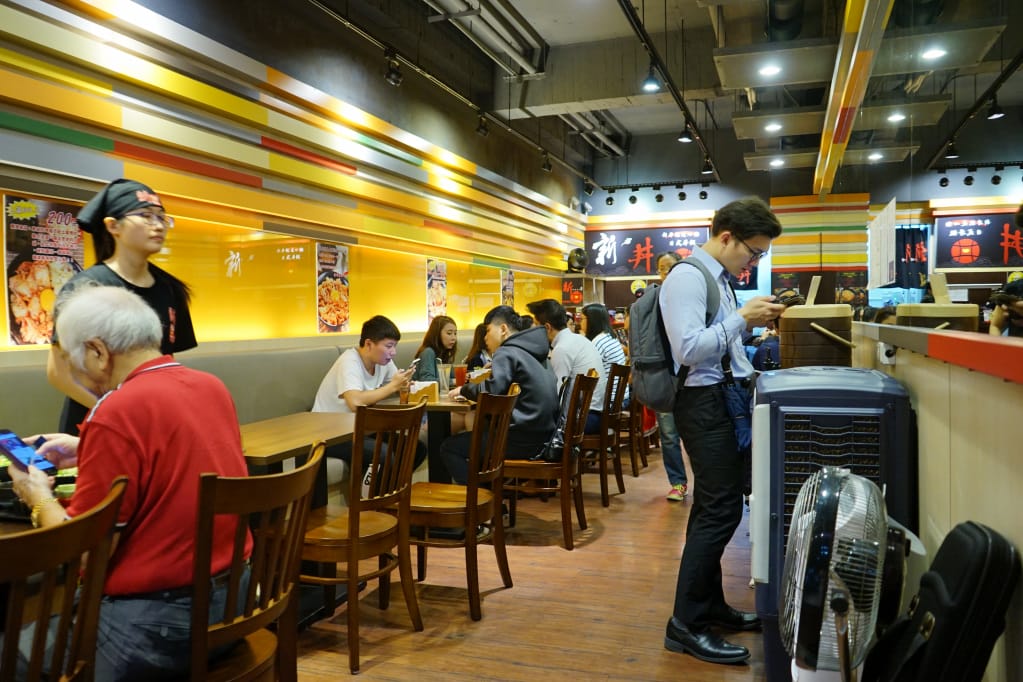 台北｜新丼(長安店) 21種心動時分．創意丼飯專賣店