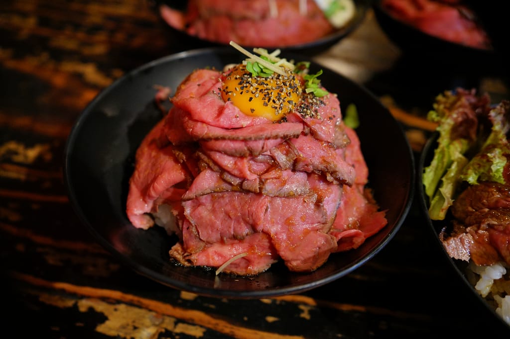 日本｜關西機場逃難記之神戶半日遊 本神戶肉森谷商店/Red Rock/魔法布丁