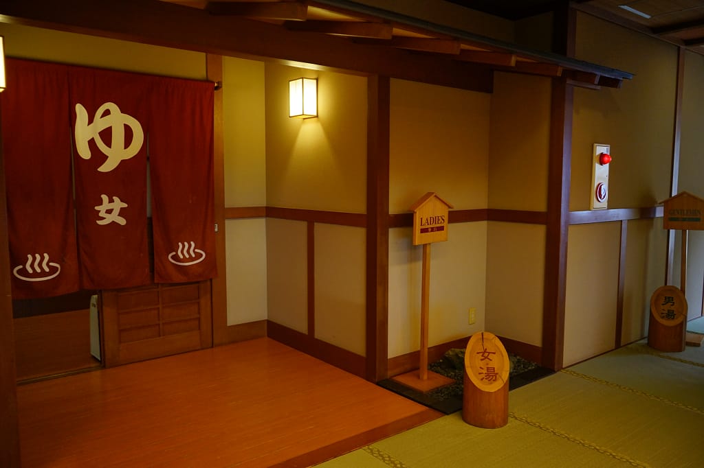 日本｜京都 滋賀雄琴溫泉 琵琶湖花街道飯店 個人湯屋泡湯 白鬚神社水上鳥居