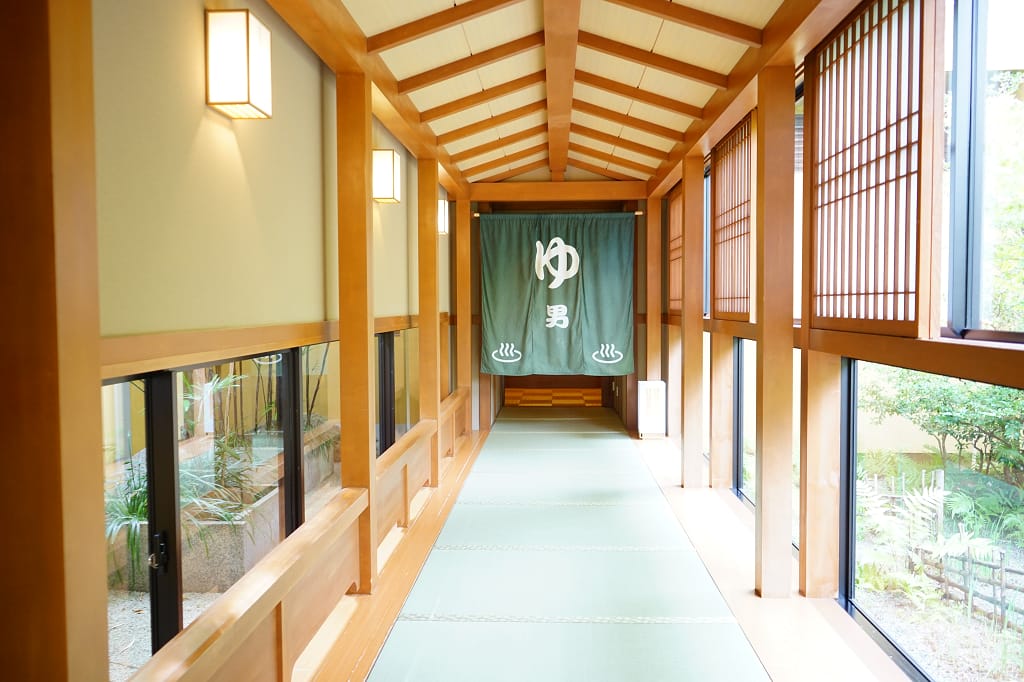 日本｜京都 滋賀雄琴溫泉 琵琶湖花街道飯店 個人湯屋泡湯 白鬚神社水上鳥居
