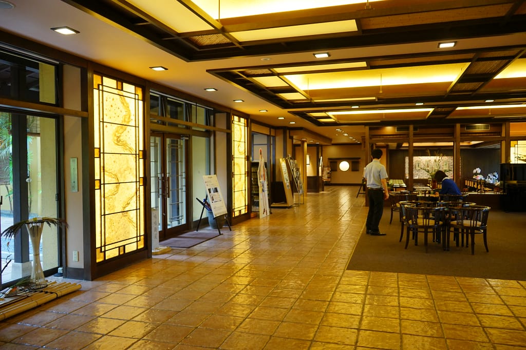 日本｜京都 滋賀雄琴溫泉 琵琶湖花街道飯店 個人湯屋泡湯 白鬚神社水上鳥居