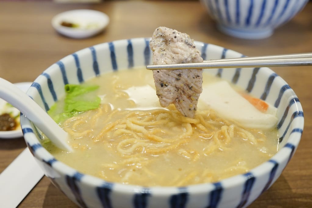 台南|松霖鍋燒 安平美食.台南鍋燒意麵推薦! - 第7張圖 台南|松霖鍋燒 安平美食.台南鍋燒意麵推薦!
