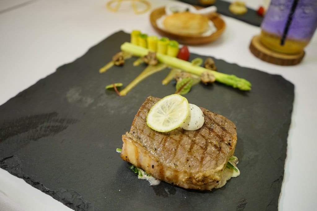 台北｜春日甜Bistro Café 中山站餐酒咖啡廳．東京藍帶主廚甜點推薦！