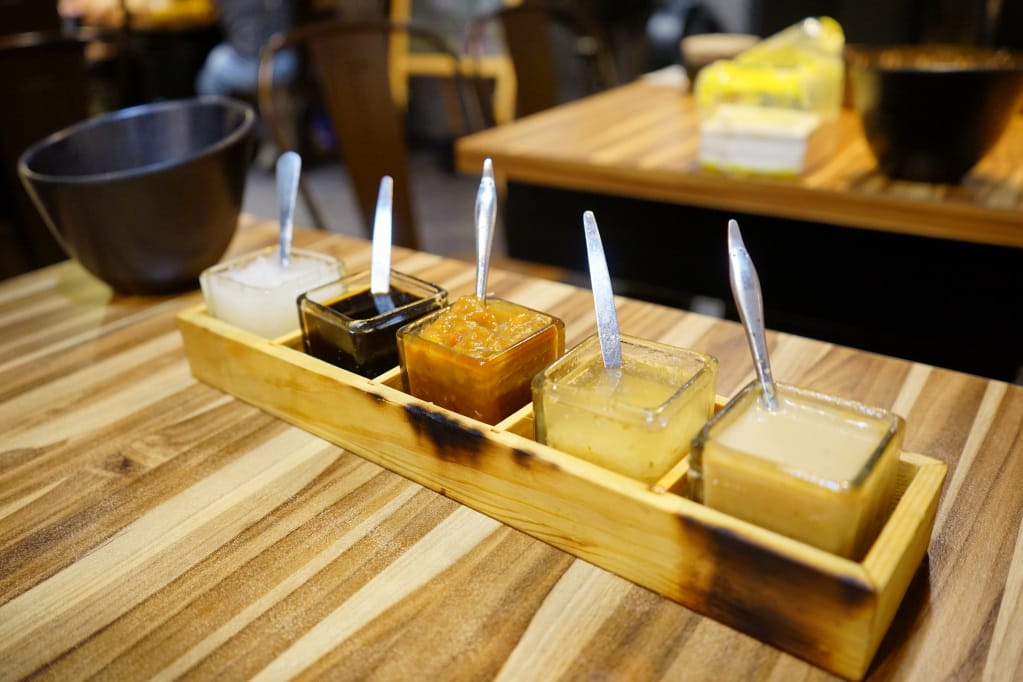 台北｜極蜆鍋物 超狂蛤蠣現煮蜆精湯頭．民生社區火鍋推薦！