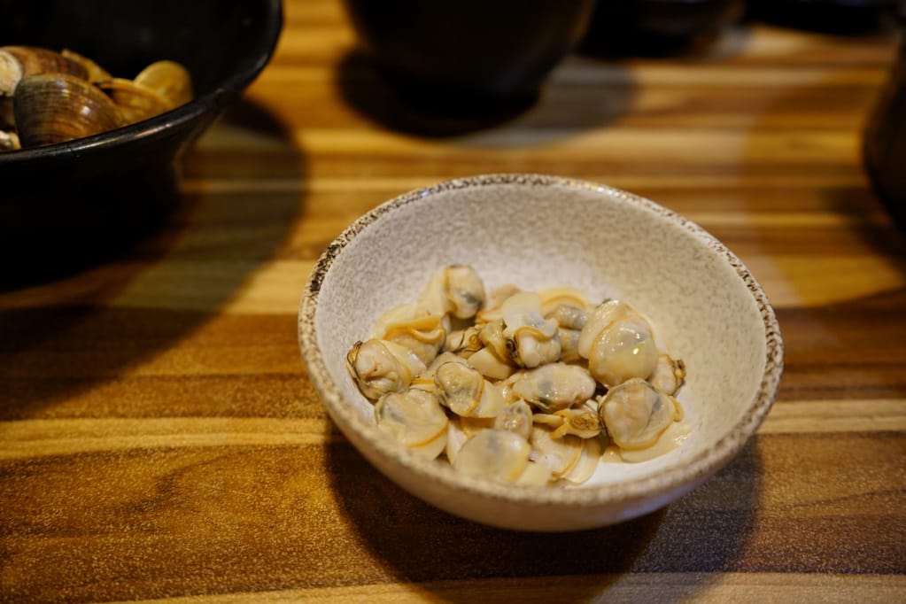 台北｜極蜆鍋物 超狂蛤蠣現煮蜆精湯頭．民生社區火鍋推薦！