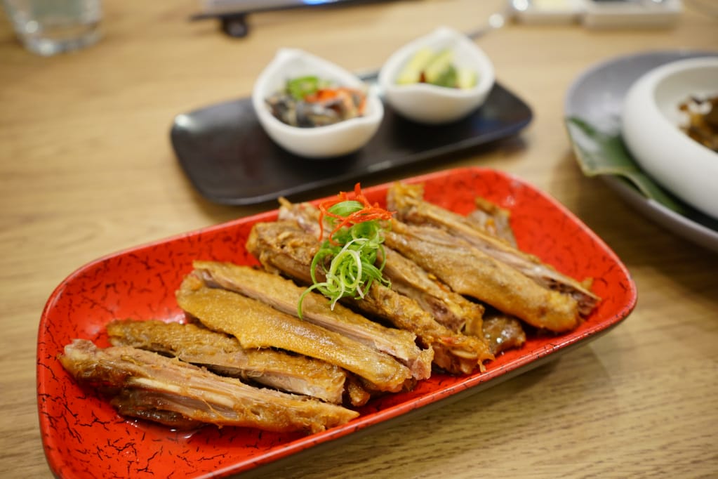 台北｜享鴨-烤鴨與中華料理 台北東區美食．王品新品牌中式餐廳推薦！(愛評體驗券)
