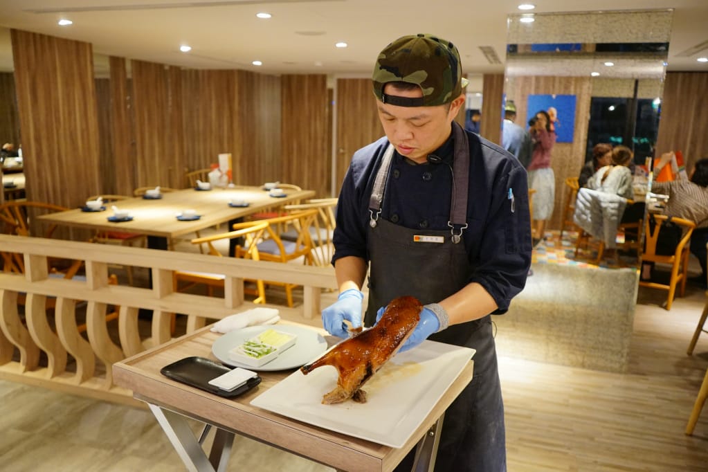 台北｜享鴨-烤鴨與中華料理 台北東區美食．王品新品牌中式餐廳推薦！(愛評體驗券)
