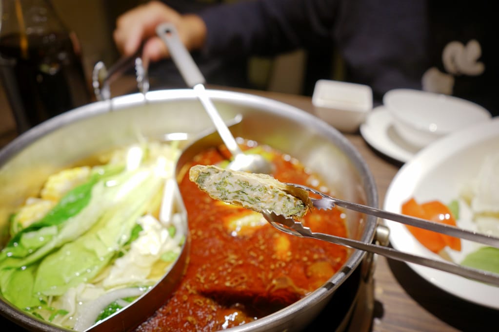 台北|一兵一卒鍋物概念館 頂級VIP管家服務,海陸雙饗麻辣火鍋推薦! - 第15張圖 台北|一兵一卒鍋物概念館 頂級VIP管家服務,海陸雙饗麻辣火鍋推薦!