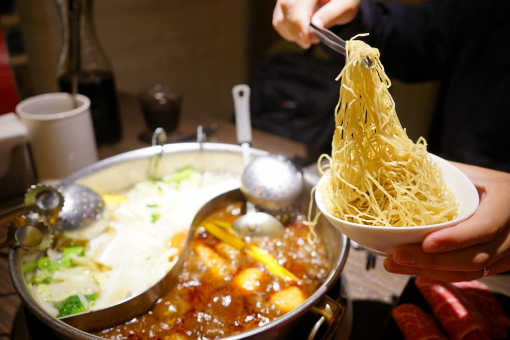台北|一兵一卒鍋物概念館 頂級VIP管家服務,海陸雙饗麻辣火鍋推薦! - 第31張圖 台北|一兵一卒鍋物概念館 頂級VIP管家服務,海陸雙饗麻辣火鍋推薦!