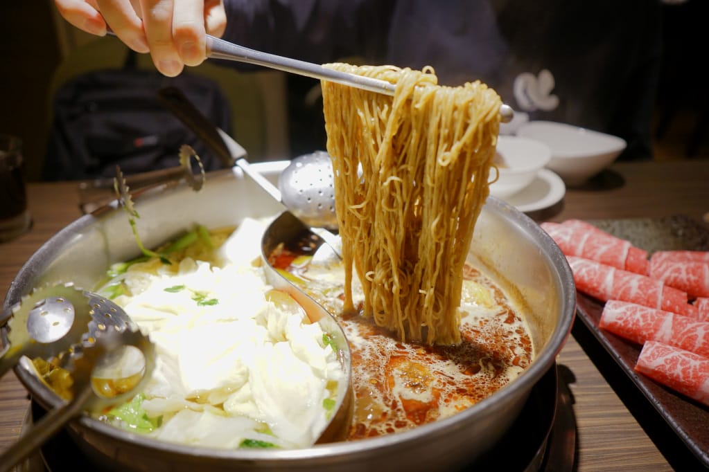 台北|一兵一卒鍋物概念館 頂級VIP管家服務,海陸雙饗麻辣火鍋推薦! - 第32張圖 台北|一兵一卒鍋物概念館 頂級VIP管家服務,海陸雙饗麻辣火鍋推薦!