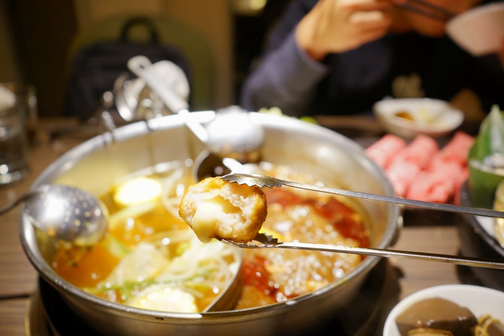 台北|一兵一卒鍋物概念館 頂級VIP管家服務,海陸雙饗麻辣火鍋推薦! - 第16張圖 台北|一兵一卒鍋物概念館 頂級VIP管家服務,海陸雙饗麻辣火鍋推薦!