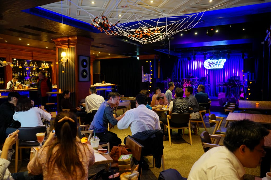 台北|Rocket Music 火箭音樂餐廳 音樂.饗食.美酒 現場Live Band Show - 第3張圖 台北|Rocket Music 火箭音樂餐廳 音樂.饗食.美酒 現場Live Band Show
