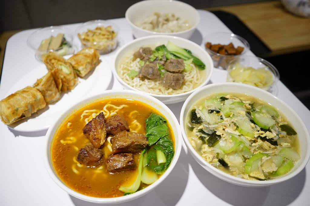 台南｜八肚么椒香牛肉麵館 台南東區牛肉麵，號稱台南第二好吃的牛肉麵！