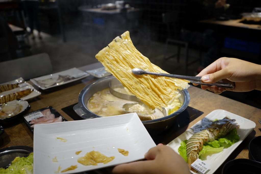台北|祥富水產沙茶火鍋超市(台北新光三越南西店)想吃什麼自己買!半夜也能享受吃鍋樂趣~ - 第34張圖 台北|祥富水產沙茶火鍋超市(台北新光三越南西店)想吃什麼自己買!半夜也能享受吃鍋樂趣~