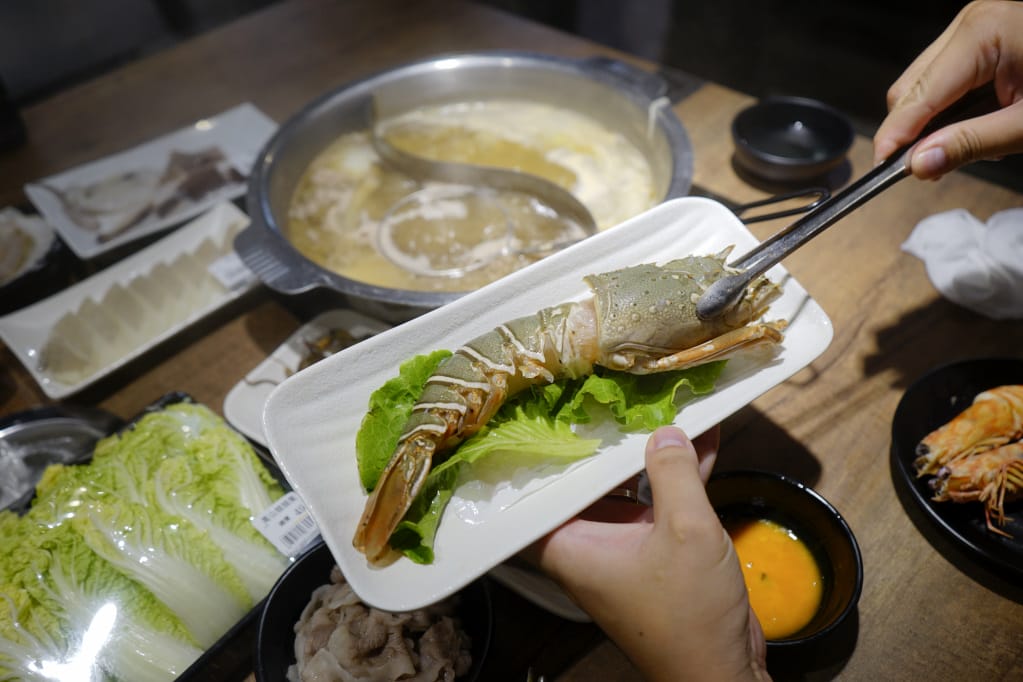 台北|祥富水產沙茶火鍋超市(台北新光三越南西店)想吃什麼自己買!半夜也能享受吃鍋樂趣~ - 第43張圖 台北|祥富水產沙茶火鍋超市(台北新光三越南西店)想吃什麼自己買!半夜也能享受吃鍋樂趣~