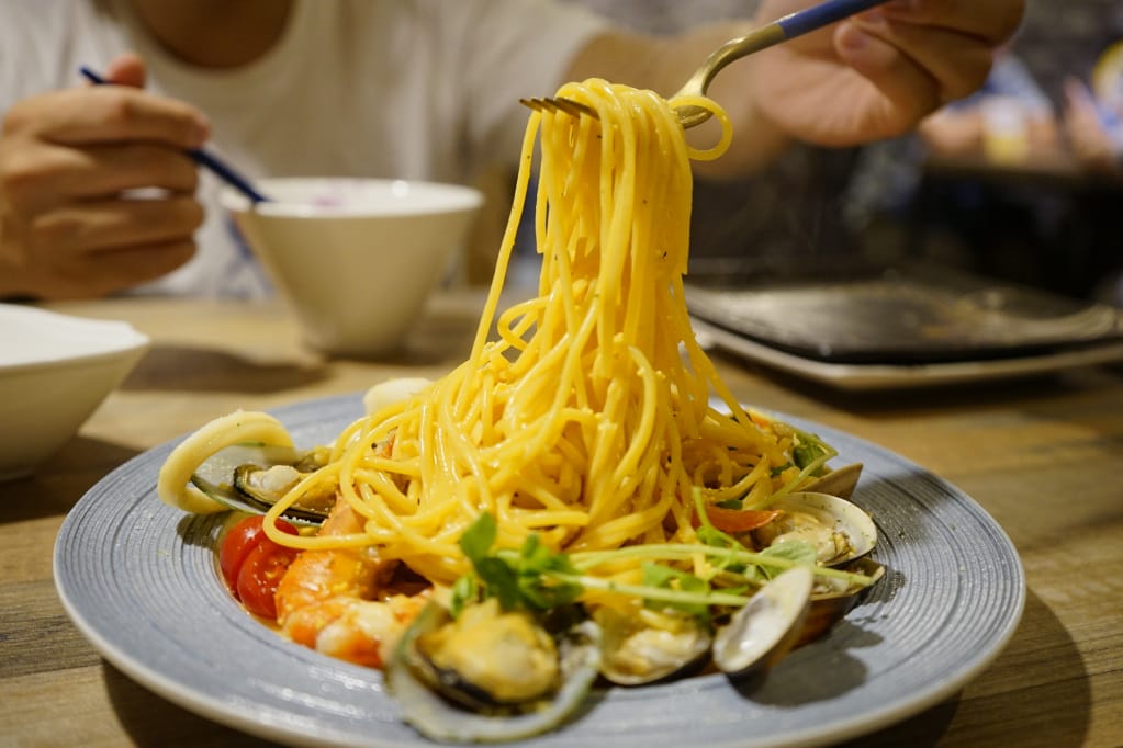 台北｜黑邦廚房 多肉植物可以吃?! 連貓咪也吃下肚，三重超可愛創意甜點！