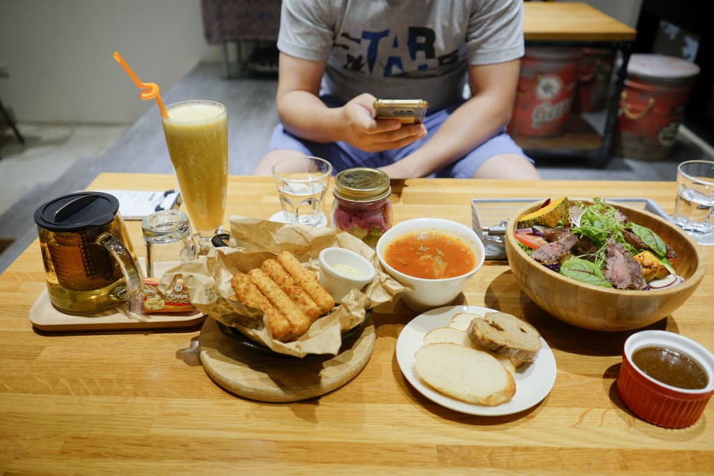 台北｜賽特廚房信義店Five & Fantast(信義店) 早午餐．義大利麵．燉飯．排餐 聚餐包場餐廳推薦！