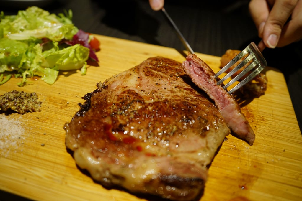 台北｜Elfin Restaurant & Lounge 少女系調酒．東區餐酒館推薦！