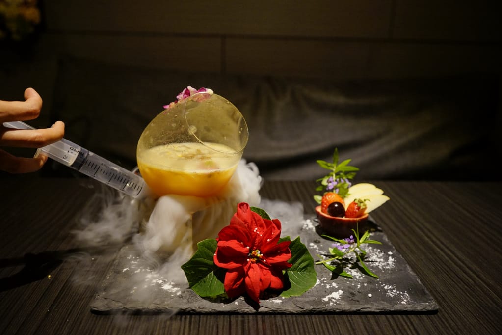 台北｜Elfin Restaurant & Lounge 少女系調酒．東區餐酒館推薦！