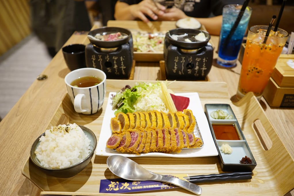 台北｜虎次日式燒肉、炸牛排專門店(Att 4 FUN 信義) DIY燒烤自行調整炸牛排熟度
